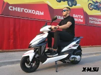 Скутер X-MOTORS CITY PRO