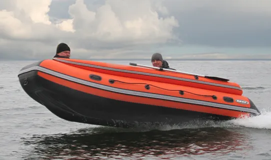 Лодка надувная REEF TRITON 390FНД